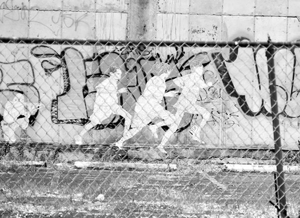 Running_from_Gun